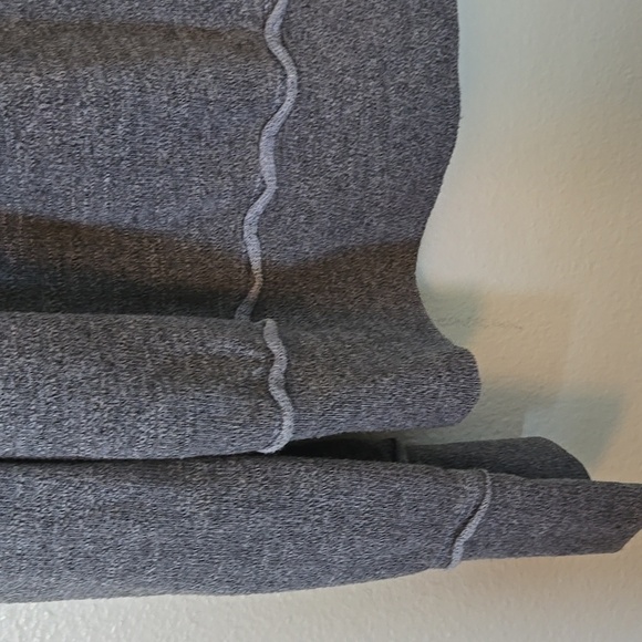 Sundry Oversized Raw Hem Gray Pullover Sweatshirt XL Size 4 - Picture 4 of 11